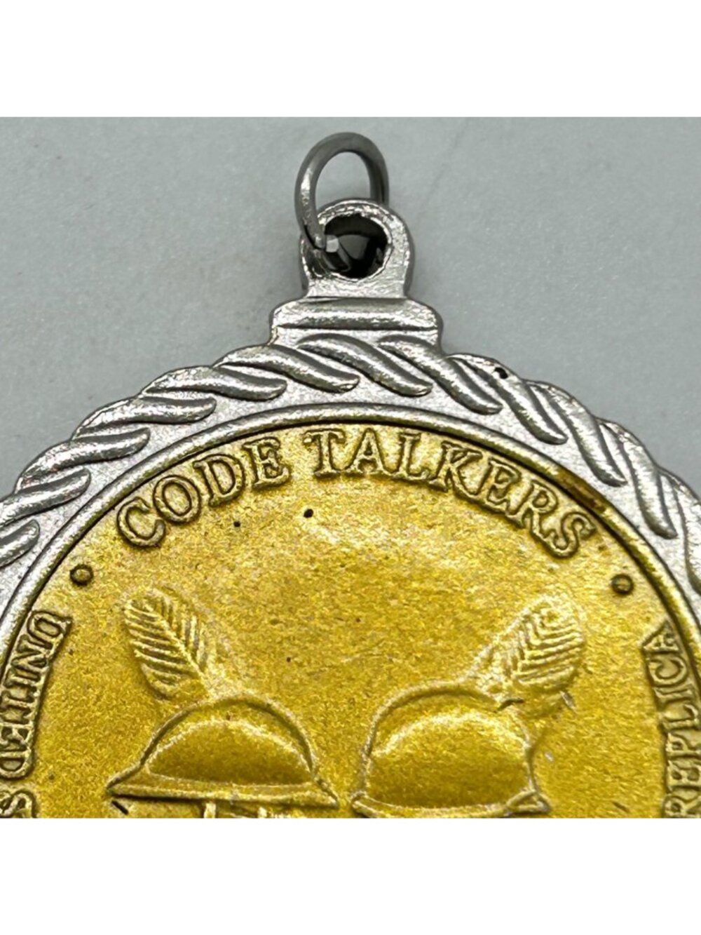 Native American Sacagawea Code Talker Coin Pendant Necklace Gold Tone Silvertone - Picture 12 of 15